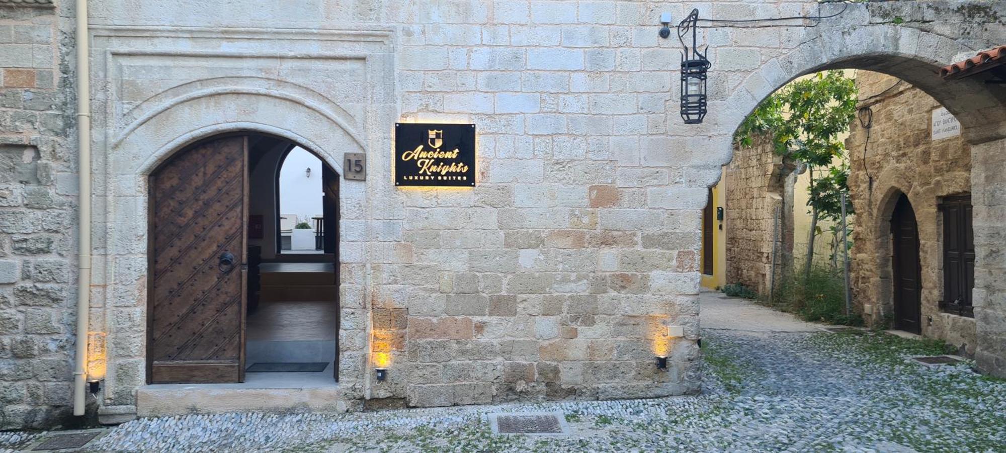 Ancient Knights Luxury Suites Rhodes City Eksteriør billede